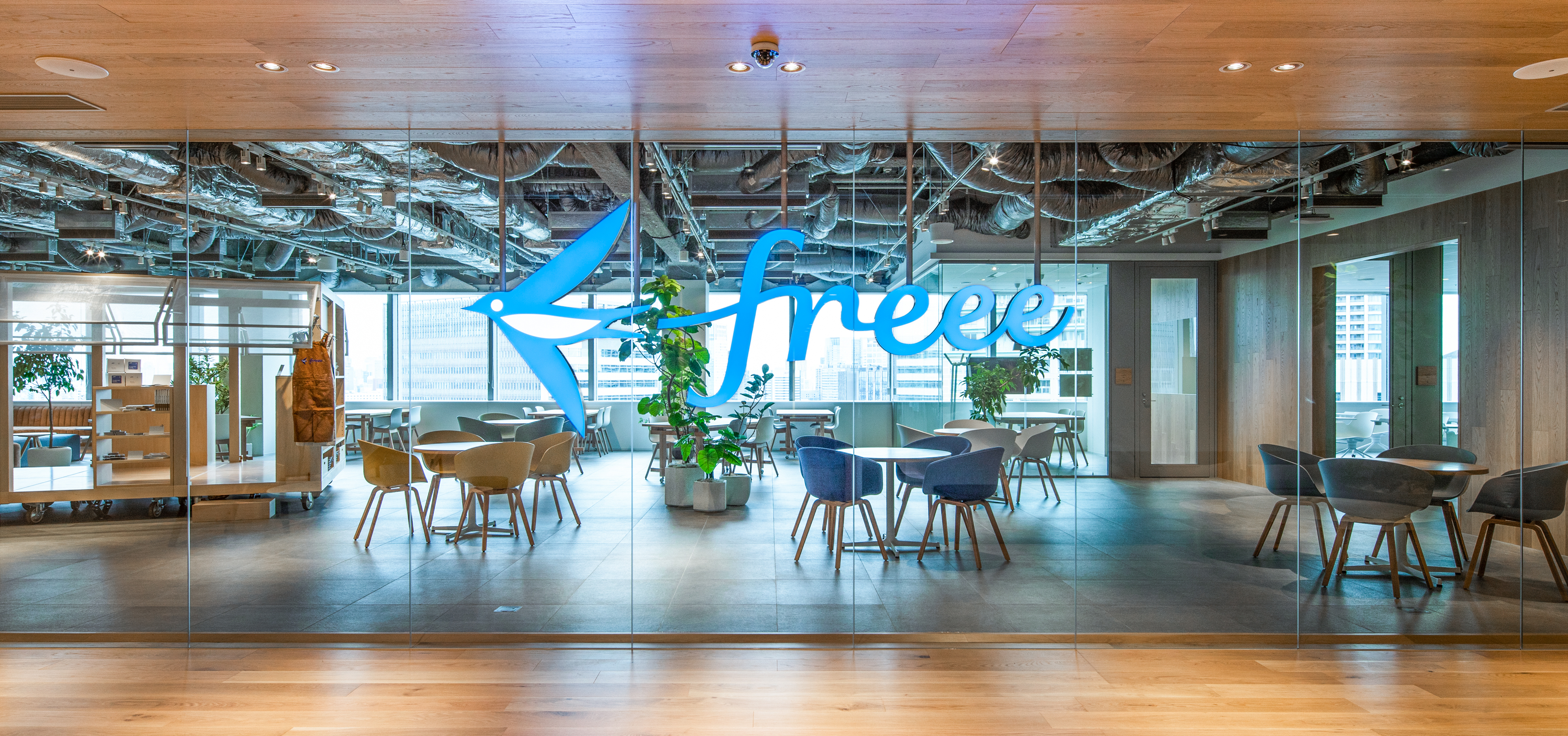 フリー株式会社応援画像